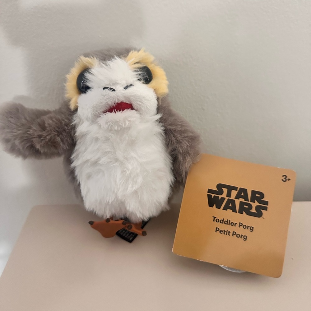 NWT Star Wars Porg Toy - Gray and White